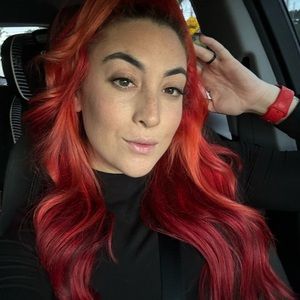 Meet your Posher, Nicole